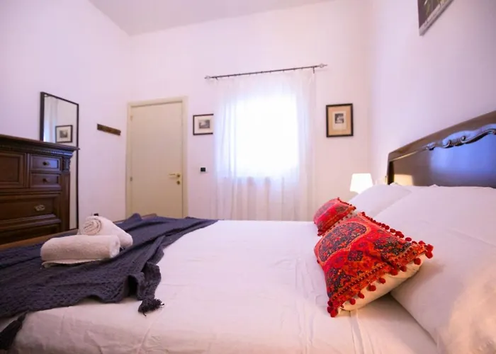 Dimora Puccini Centro Storico 600 Metri E Mare 8km Dom wakacyjny *