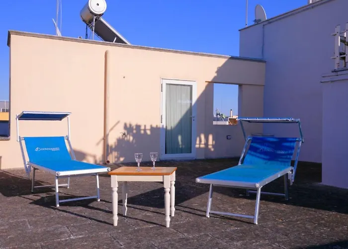 Dom wakacyjny Dimora Puccini Centro Storico 600 Metri E Mare 8km *